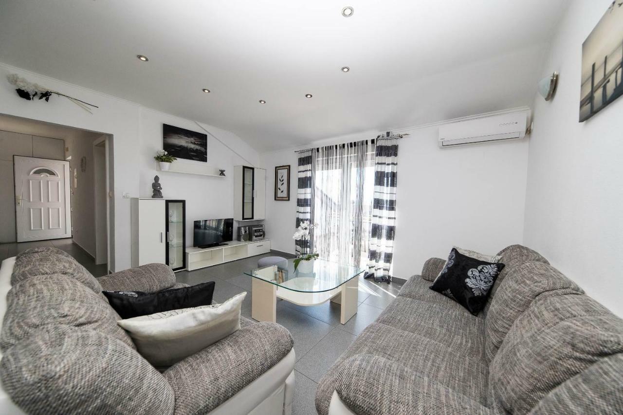 קריקווניצה Apartmani Jordanka מראה חיצוני תמונה