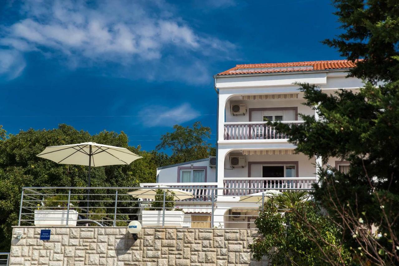 קריקווניצה Apartmani Jordanka מראה חיצוני תמונה