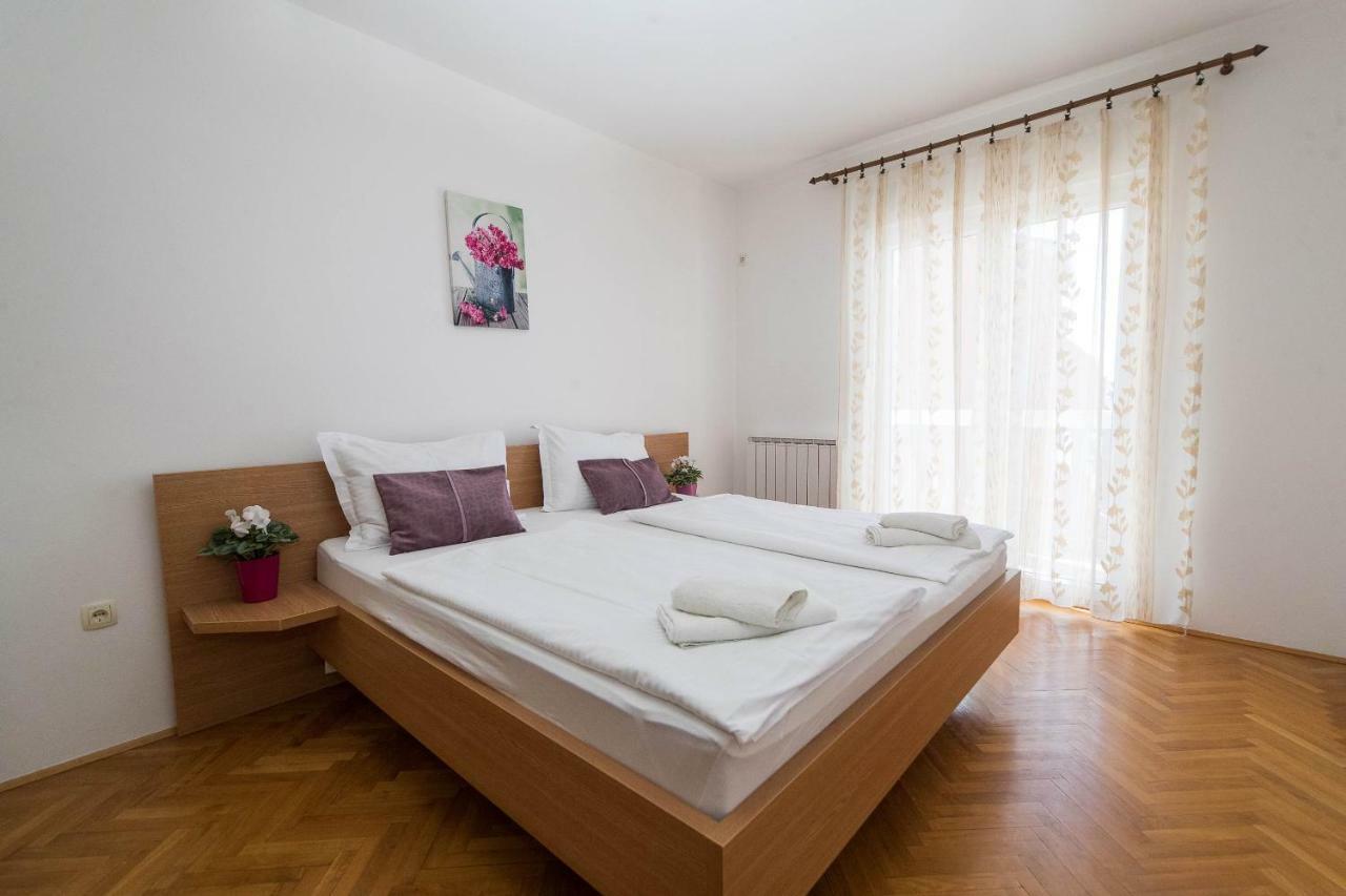 קריקווניצה Apartmani Jordanka מראה חיצוני תמונה